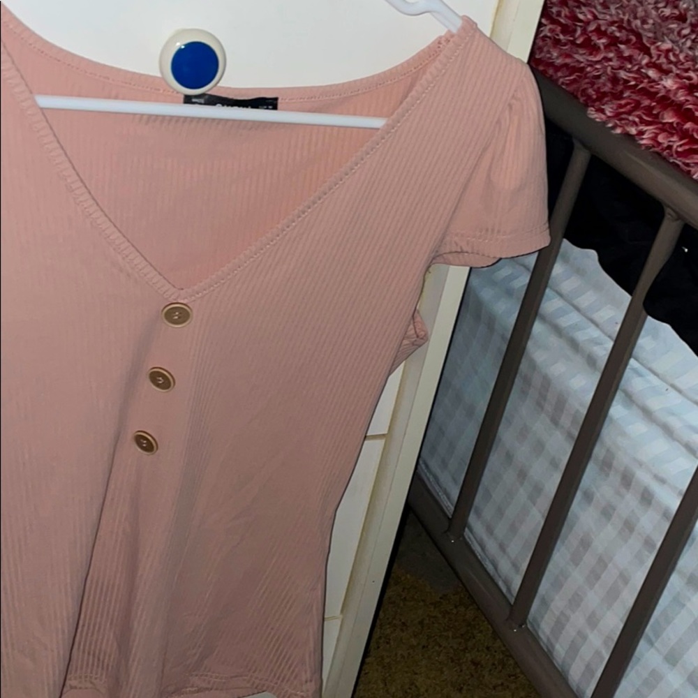 Tee shirt
